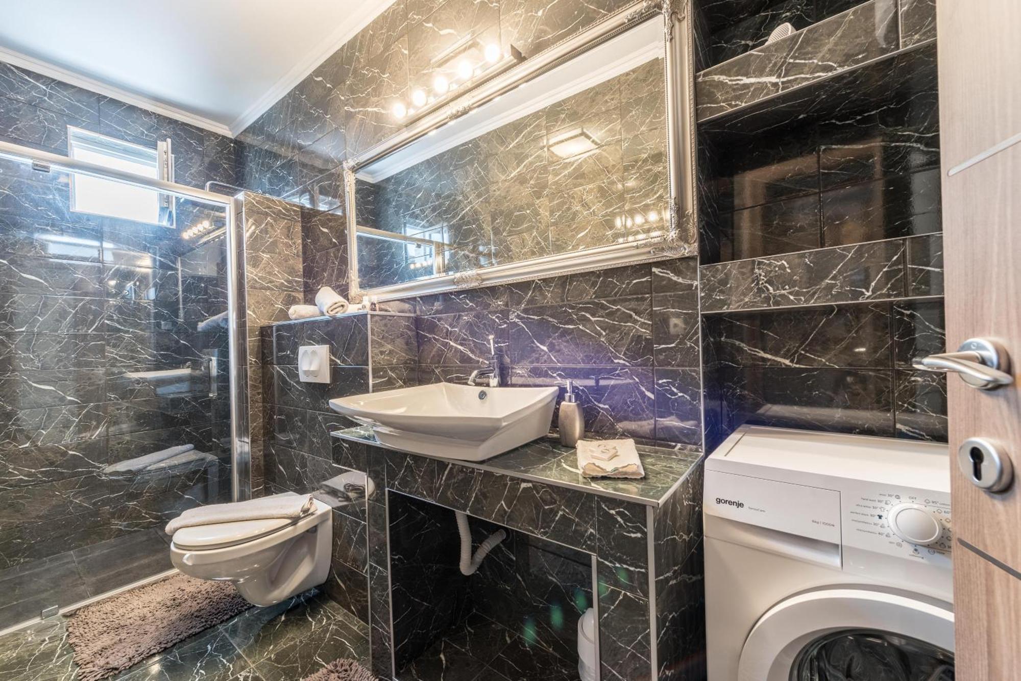 Apartments Marant - Free Private Parking Задар Экстерьер фото